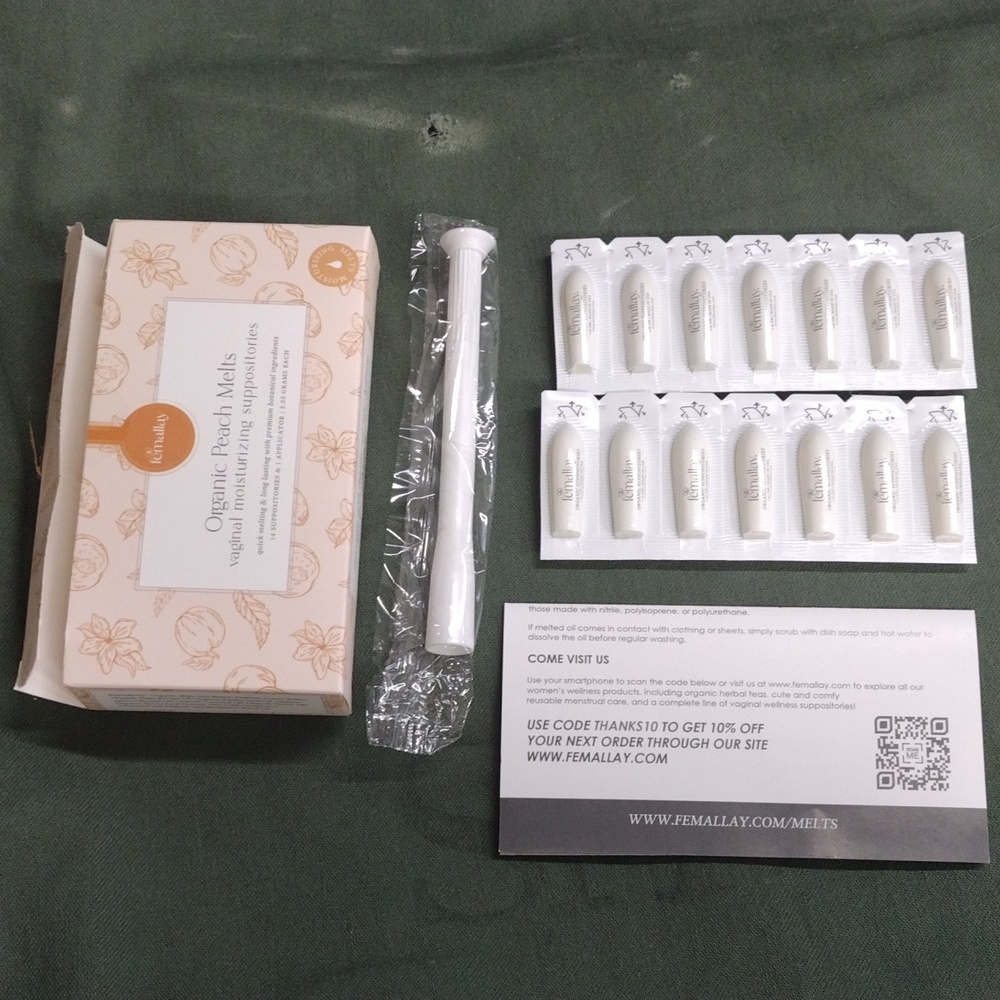 ORGANIC PEACH MELTS VAGINAL MOISTURIZING SUPPOSITORIES